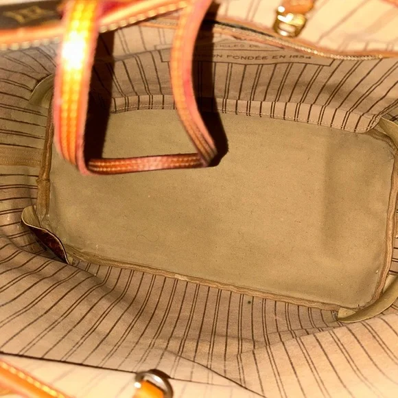 Louis Vuitton Neverful GM Monogram Brown Tote Bag - Picture 7 of 11